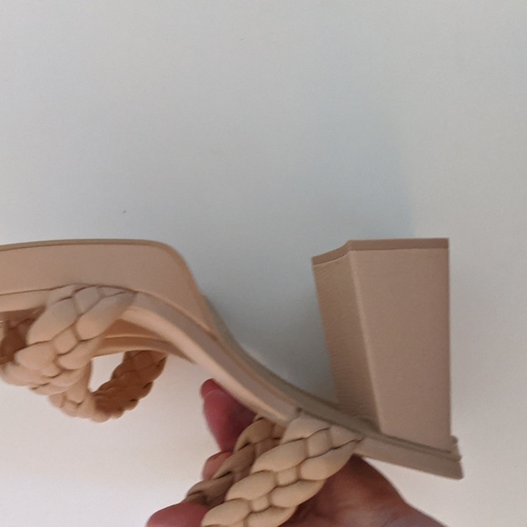 DolceVita Women 11 Block Chunky Platform High Heels Open Toe Wedding Dressy New - Picture 4 of 5